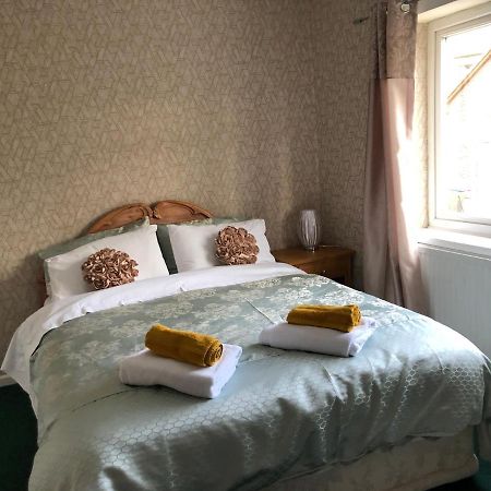 3-Bed House Waterfall Country Brecon Beacons Pontneddfechan Екстериор снимка