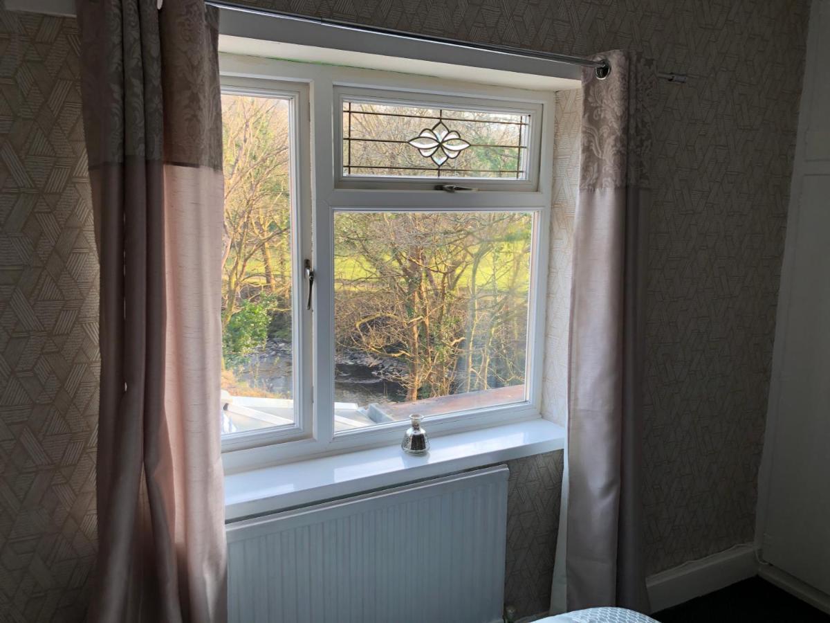 3-Bed House Waterfall Country Brecon Beacons Pontneddfechan Екстериор снимка